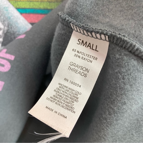 Pink Floyd Gray Cropped Sweatshirt Grayson Threads NWOT - Picture 8 of 9